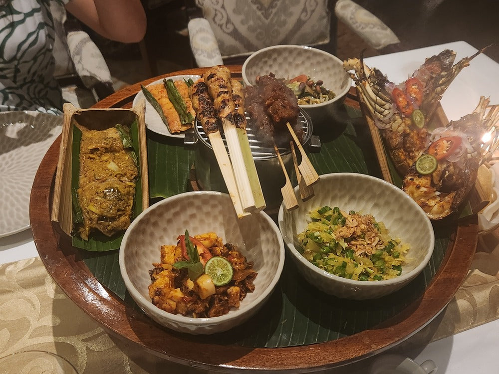 バリ料理のサテ