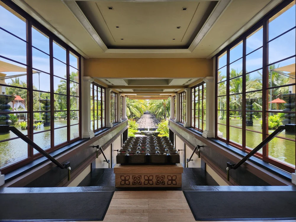 セントレジスバリ