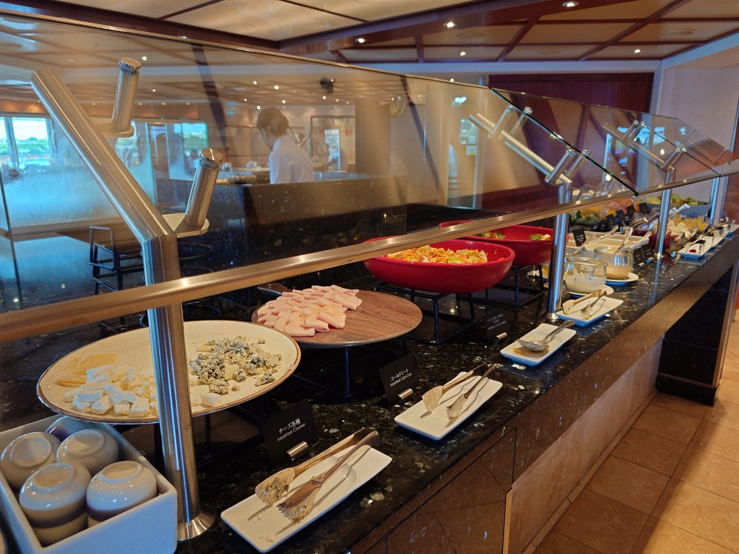 朝食ビュッフェ