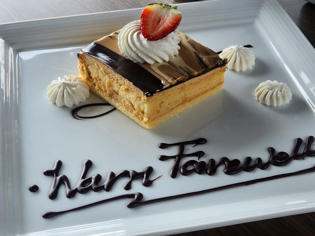 サプライズプレート